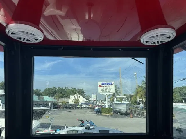 Slide: The Image of Wellcraft 243 Fisherman 2025 - 17