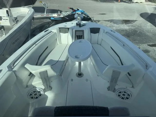 Slide: The Image of Wellcraft 243 Fisherman 2025 - 18