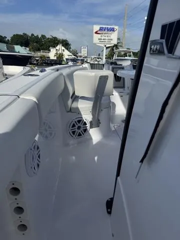 Slide: The Image of Wellcraft 243 Fisherman 2025 - 19