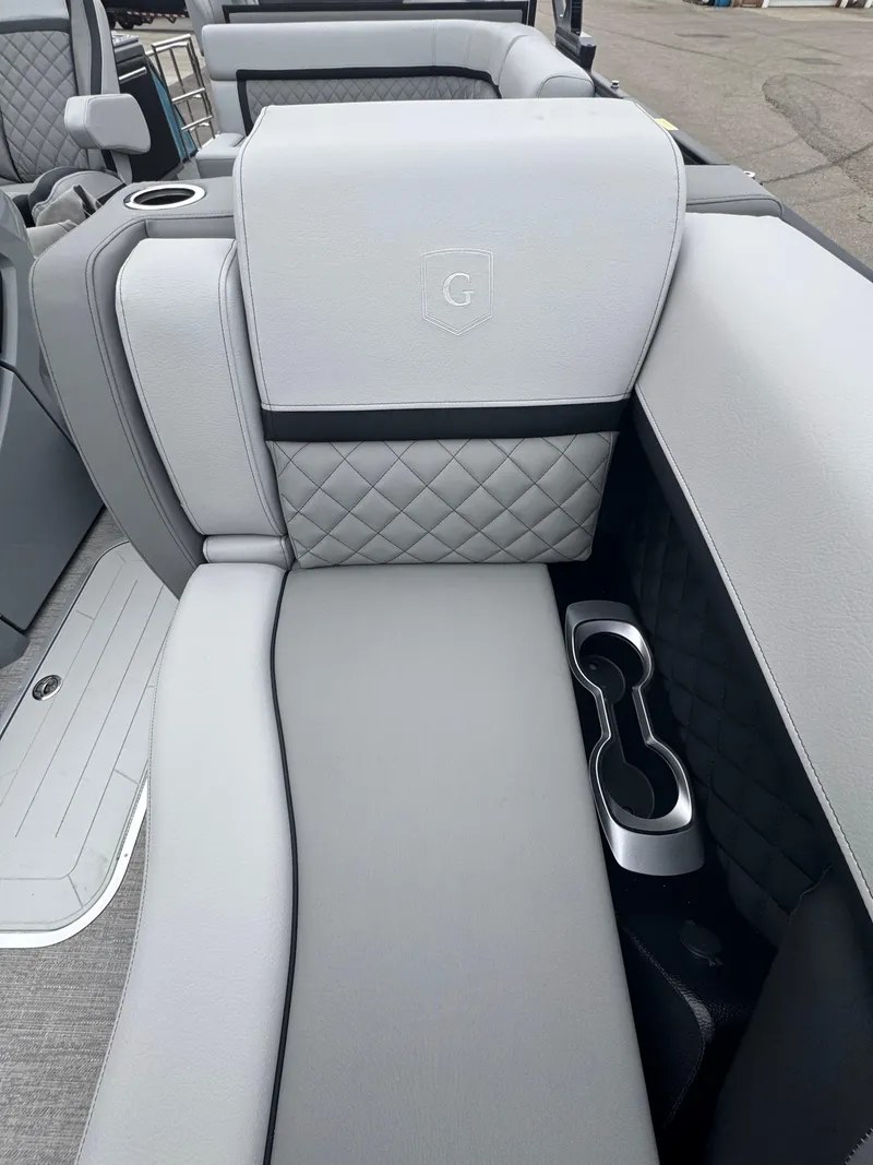 Slide: The Image of Aqua 275 CBE 2025 - 18