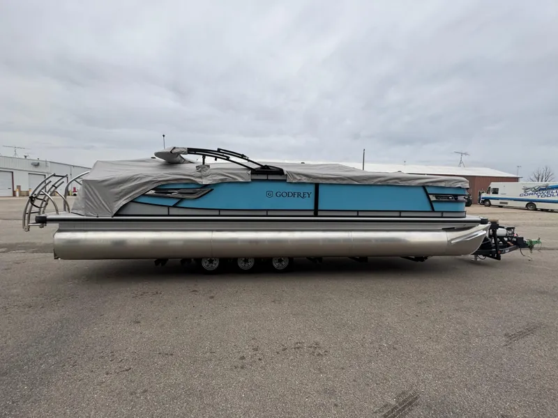 Slide: The Image of Aqua 275 CBE 2025 - 19