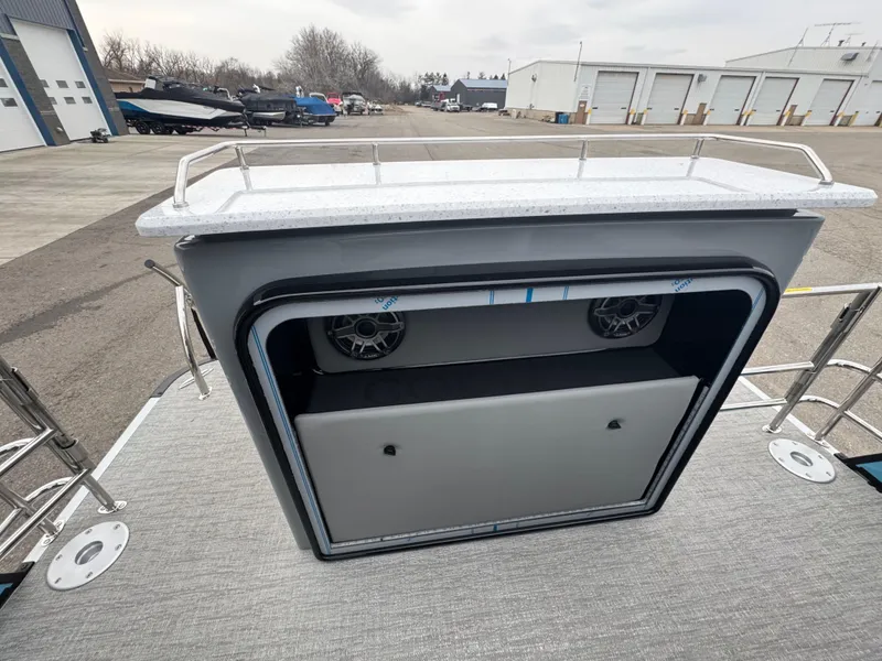 Slide: The Image of Aqua 275 CBE 2025 - 6