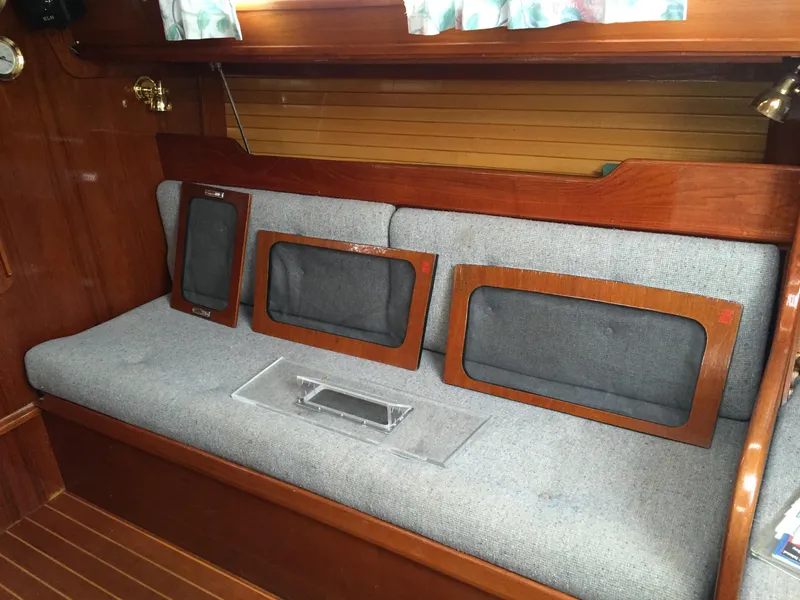 Slide: The Image of Companionway Screens - 26