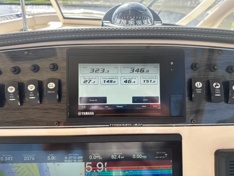 Slide: The Image of Grady-White Freedom 307 2020 - 21