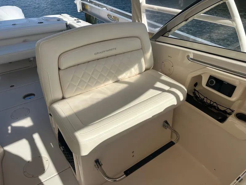 Slide: The Image of Grady-White Freedom 307 2020 - 36