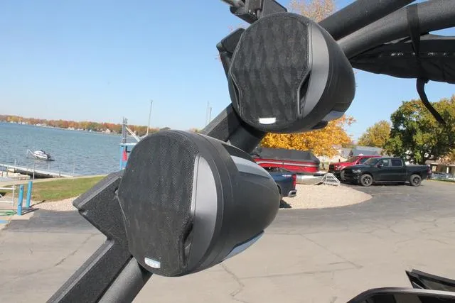 Slide: The Image of Malibu Wakesetter 22 LSV 2023 - 19