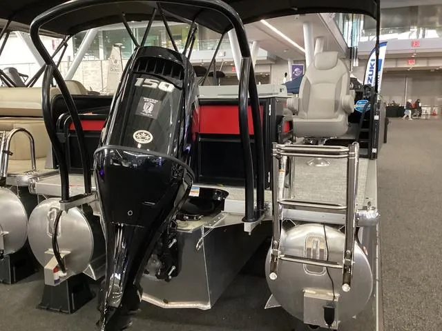 Slide: The Image of Premier 230 SunSation Angler 2025 - 13