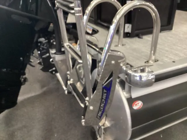 Slide: The Image of Premier 230 SunSation Angler 2025 - 14