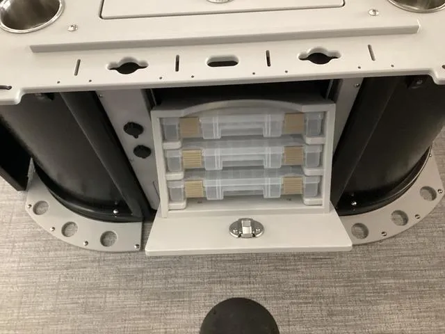 Slide: The Image of Premier 230 SunSation Angler 2025 - 24