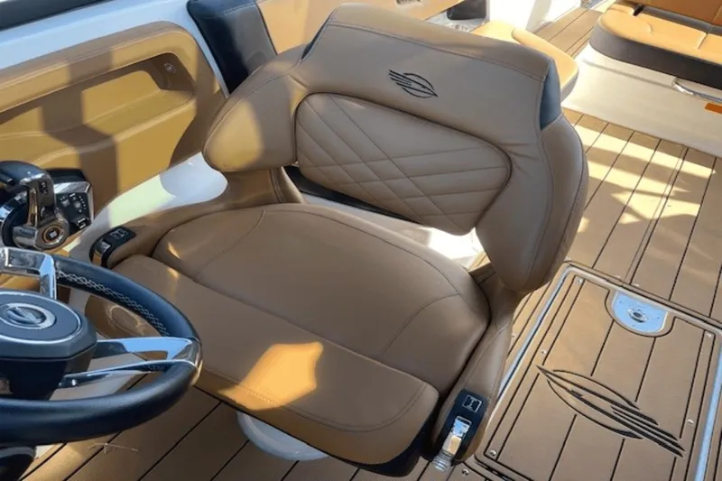 Slide: The Image of Chaparral 30 Surf 2023 - 10