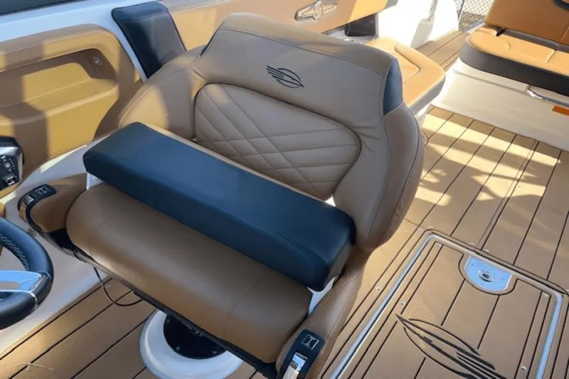 Slide: The Image of Chaparral 30 Surf 2023 - 11