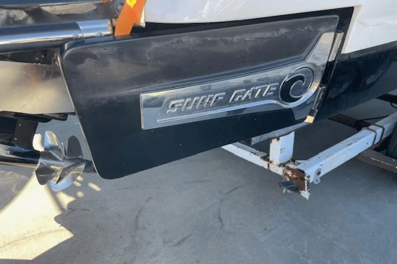 Slide: The Image of Chaparral 30 Surf 2023 - 20