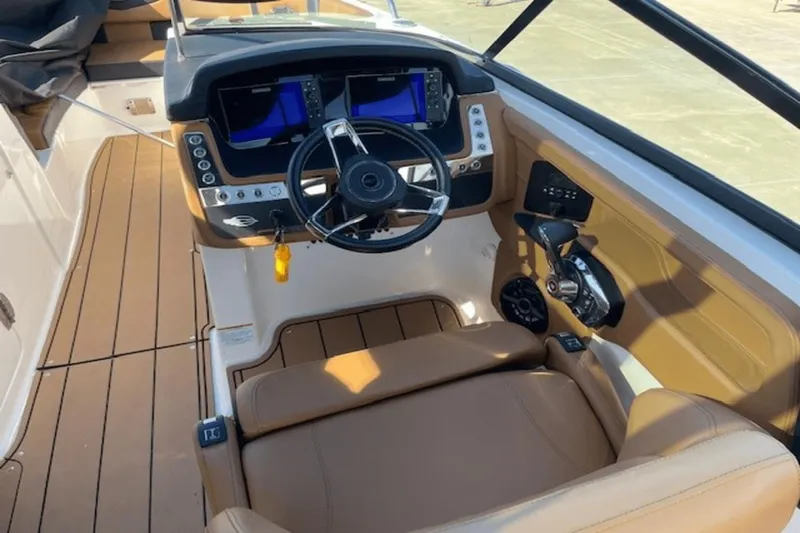 Slide: The Image of Chaparral 30 Surf 2023 - 8