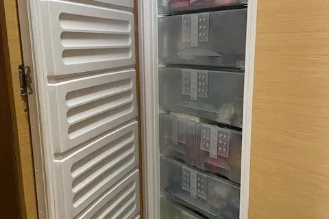 Slide: The Image of Freezer in Lagoon 620 yacht, year 2014. - 10