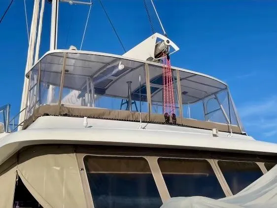 Slide: The Image of 2014 Lagoon 620 catamaran with modern design. - 3