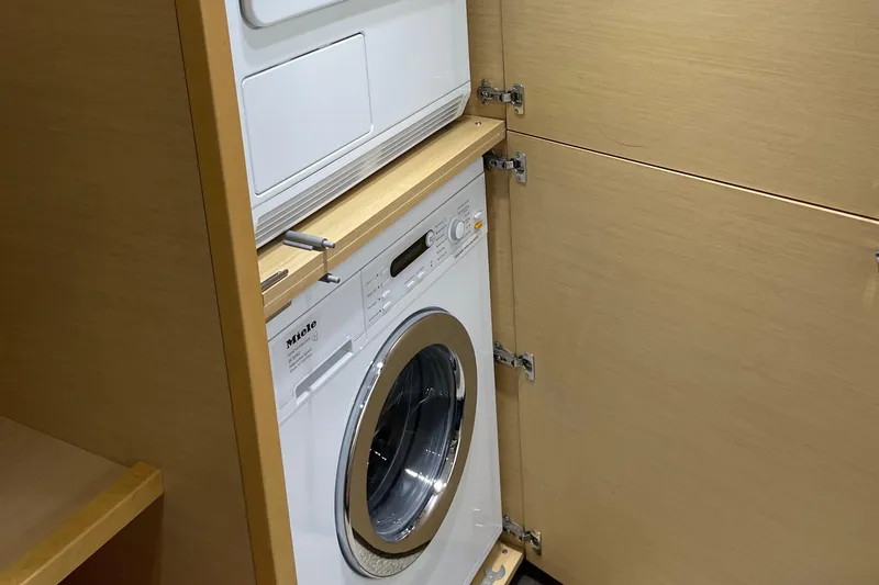 Slide: The Image of Washing machine in a 2014 Lagoon 620 yacht. - 7