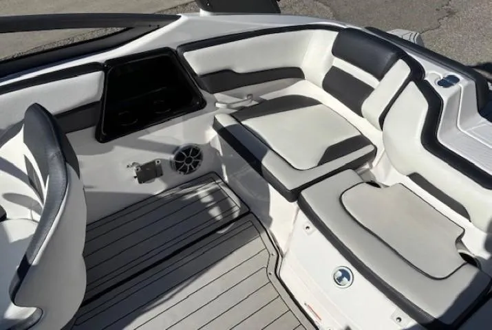 Slide: The Image of 2020 Yamaha Boats 195S interior with sleek seating and modern design. - 23