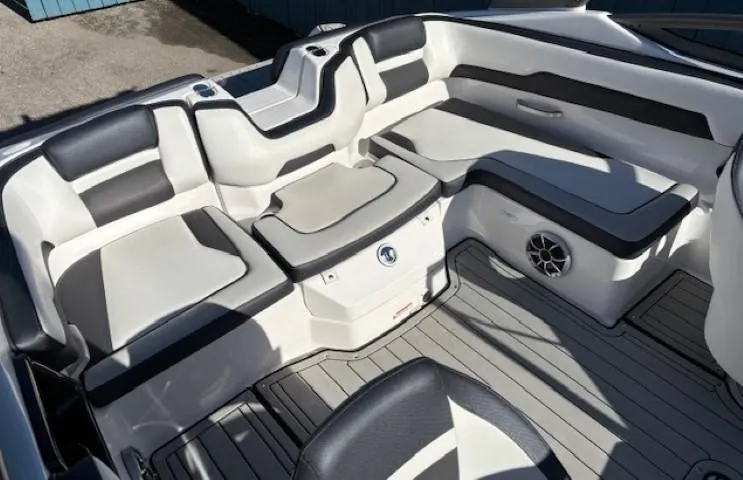 Slide: The Image of 2020 Yamaha Boats 195S interior with sleek seating and modern design. - 24