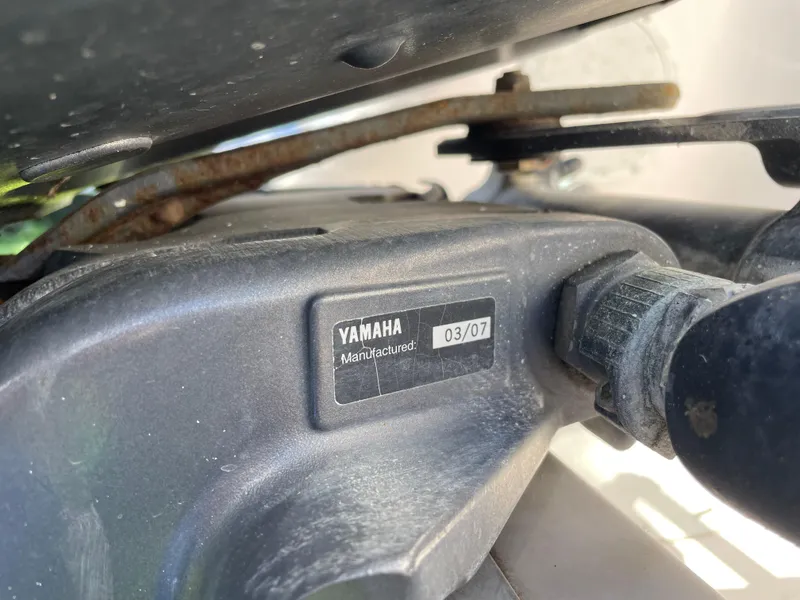 Slide: The Image of Grady-White F-26 Tigercat 1999 - 57