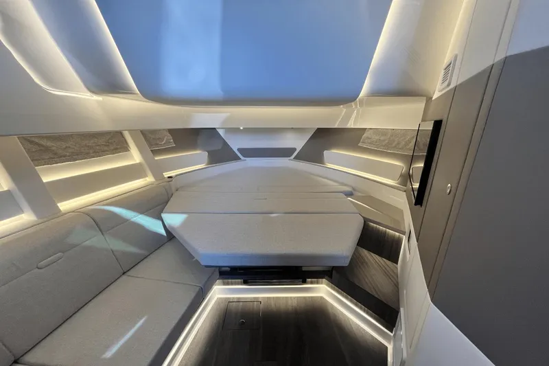 Slide: The Image of Sea Ray Sundancer 370 Outboard 2024 - 26