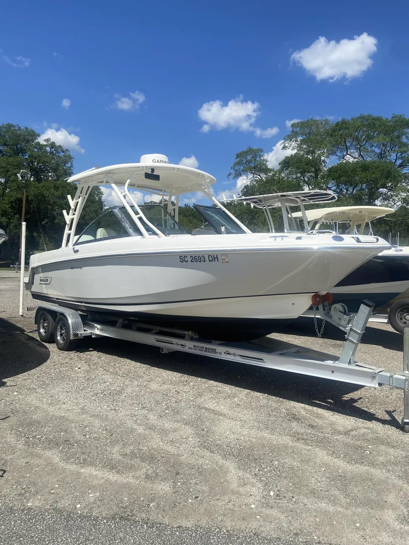 The Image of Boston Whaler 230 Vantage 2018 - undefined