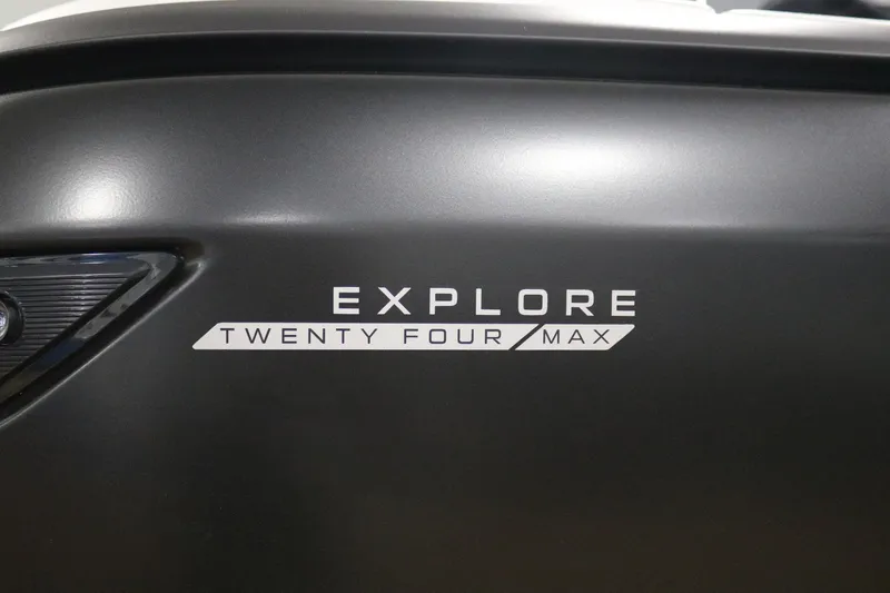 Slide: The Image of Manitou Explore 24 Max Navigator 2025 - 31