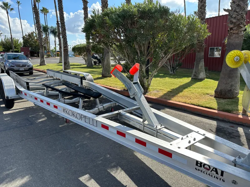 Slide: The Image of Trailer - 22