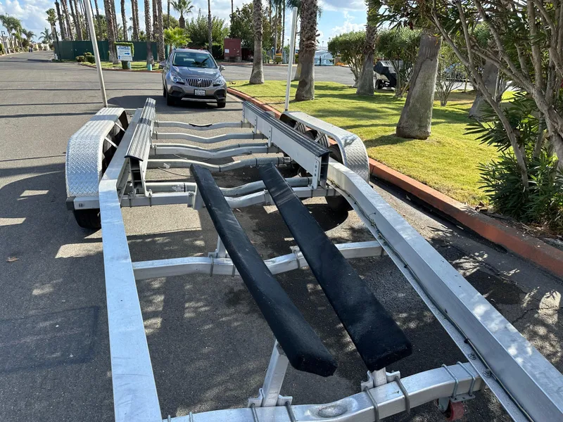 Slide: The Image of Trailer - 23