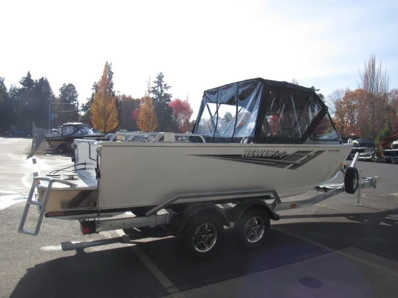 Slide: The Image of Hewescraft 210 Sea Runner ET 2026 - 5