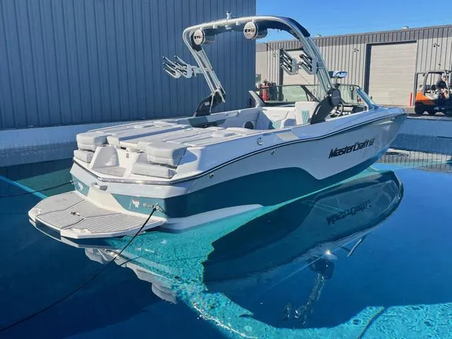 Slide: The Image of MasterCraft XT22 2025 - 5