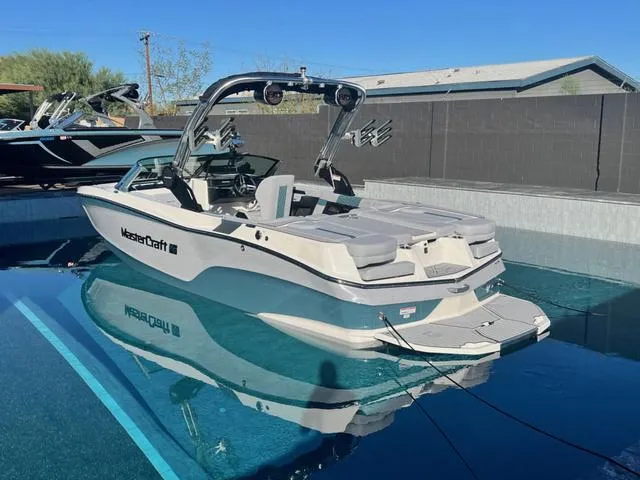 Slide: The Image of MasterCraft XT22 2025 - 7