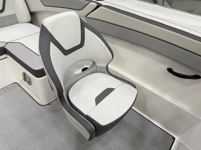 Slide: The Image of Yamaha SX220 2025 - 10