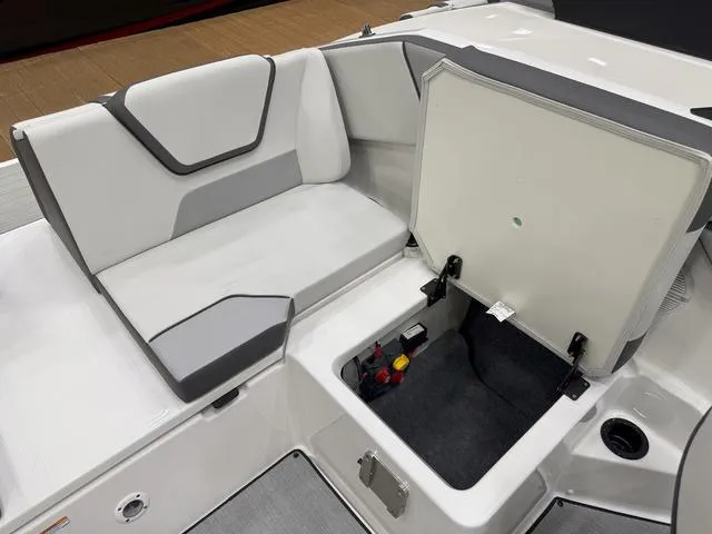 Slide: The Image of Yamaha SX220 2025 - 6