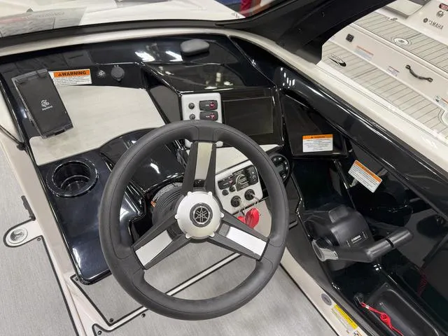 Slide: The Image of Yamaha SX220 2025 - 15