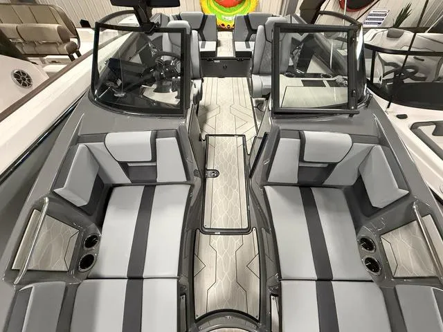 Slide: The Image of Yamaha 222XD 2025 - 21