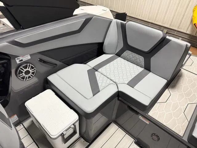 Slide: The Image of Yamaha 222XD 2025 - 6