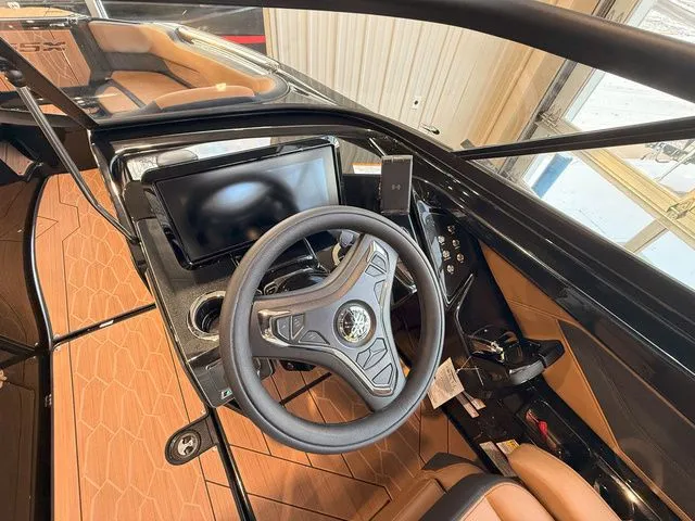 Slide: The Image of Yamaha 255XD 2025 - 16