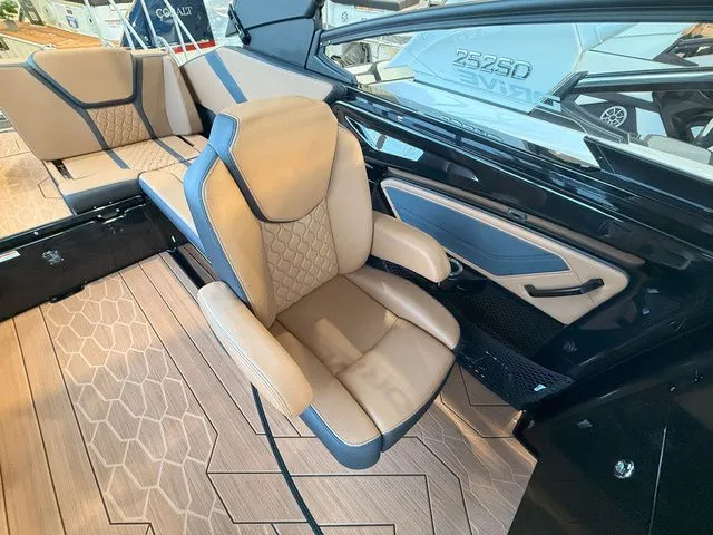 Slide: The Image of Yamaha 255XD 2025 - 17