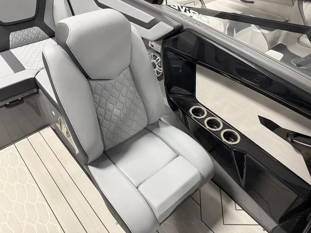 Slide: The Image of Yamaha 222XD 2025 - 10