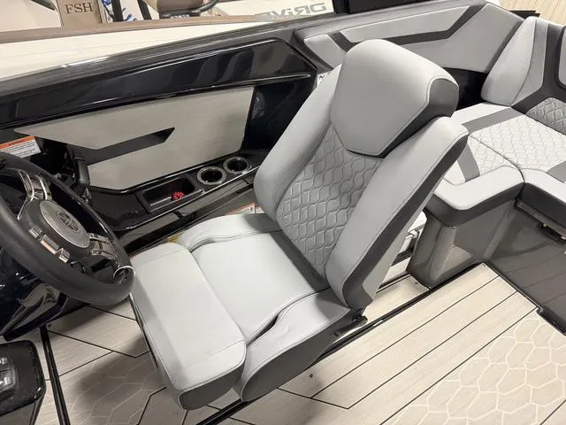 Slide: The Image of Yamaha 222XD 2025 - 15