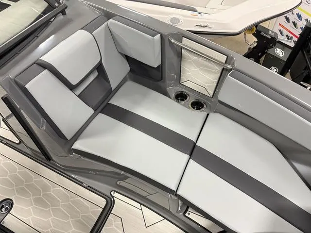 Slide: The Image of Yamaha 222XD 2025 - 20