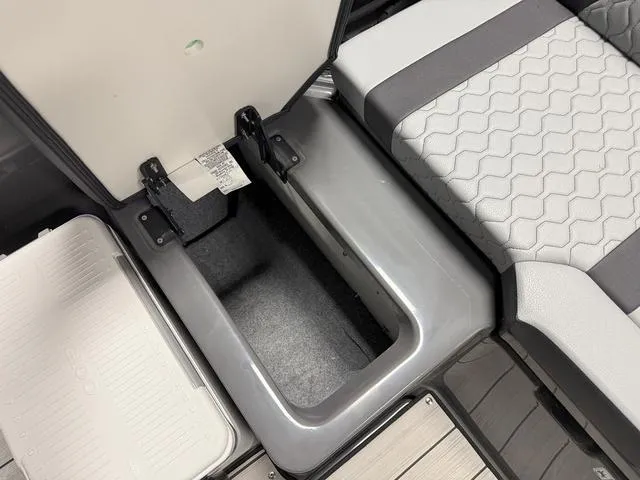 Slide: The Image of Yamaha 222XD 2025 - 7