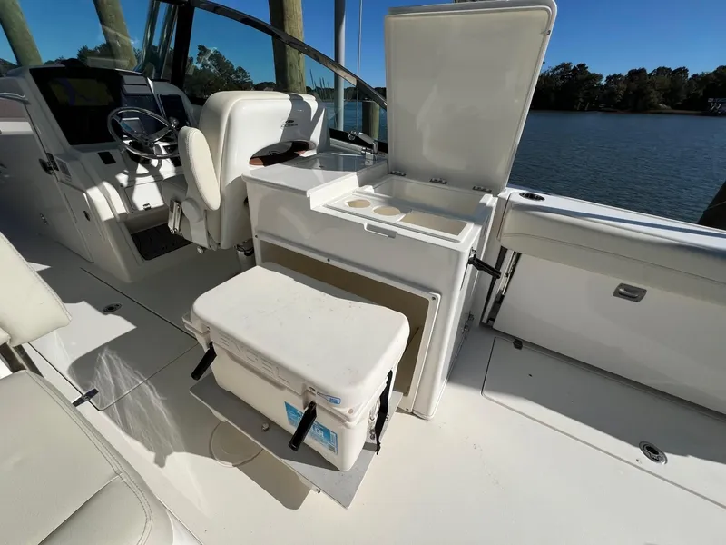 Slide: The Image of Cobia 280 Dual Console - 16