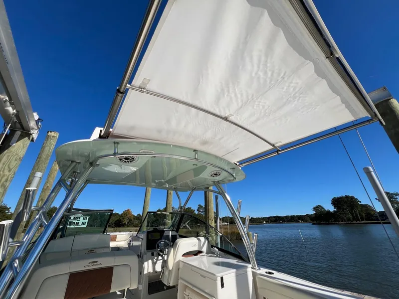 Slide: The Image of Cobia 280 Dual Console - 19