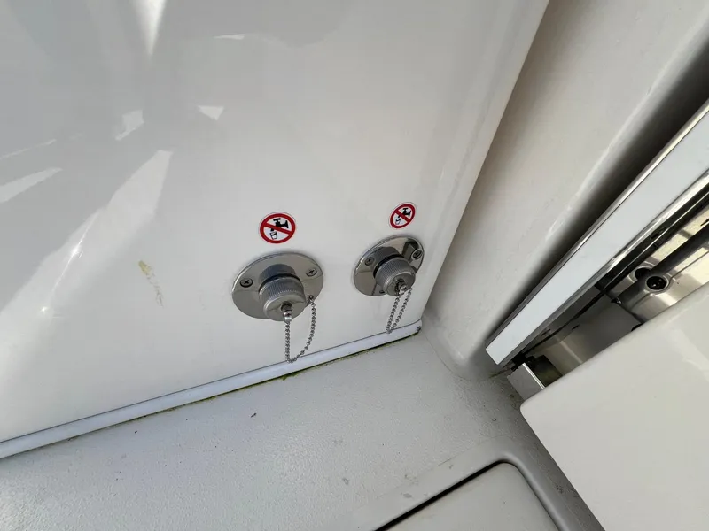 Slide: The Image of Cobia 280 Dual Console - 29