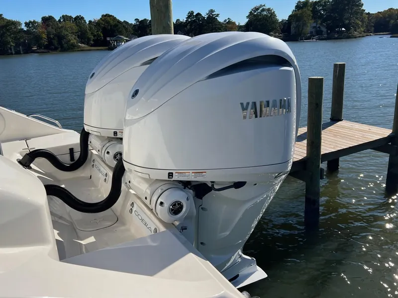 Slide: The Image of Cobia 280 Dual Console - 5