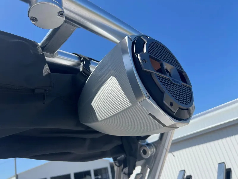 Slide: The Image of MasterCraft X24 2022 - 2