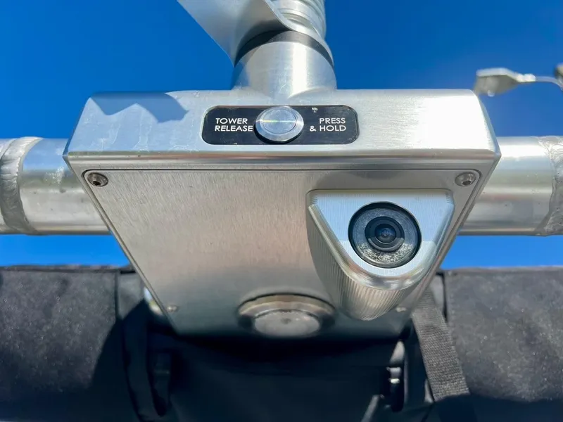 Slide: The Image of MasterCraft X24 2022 - 46