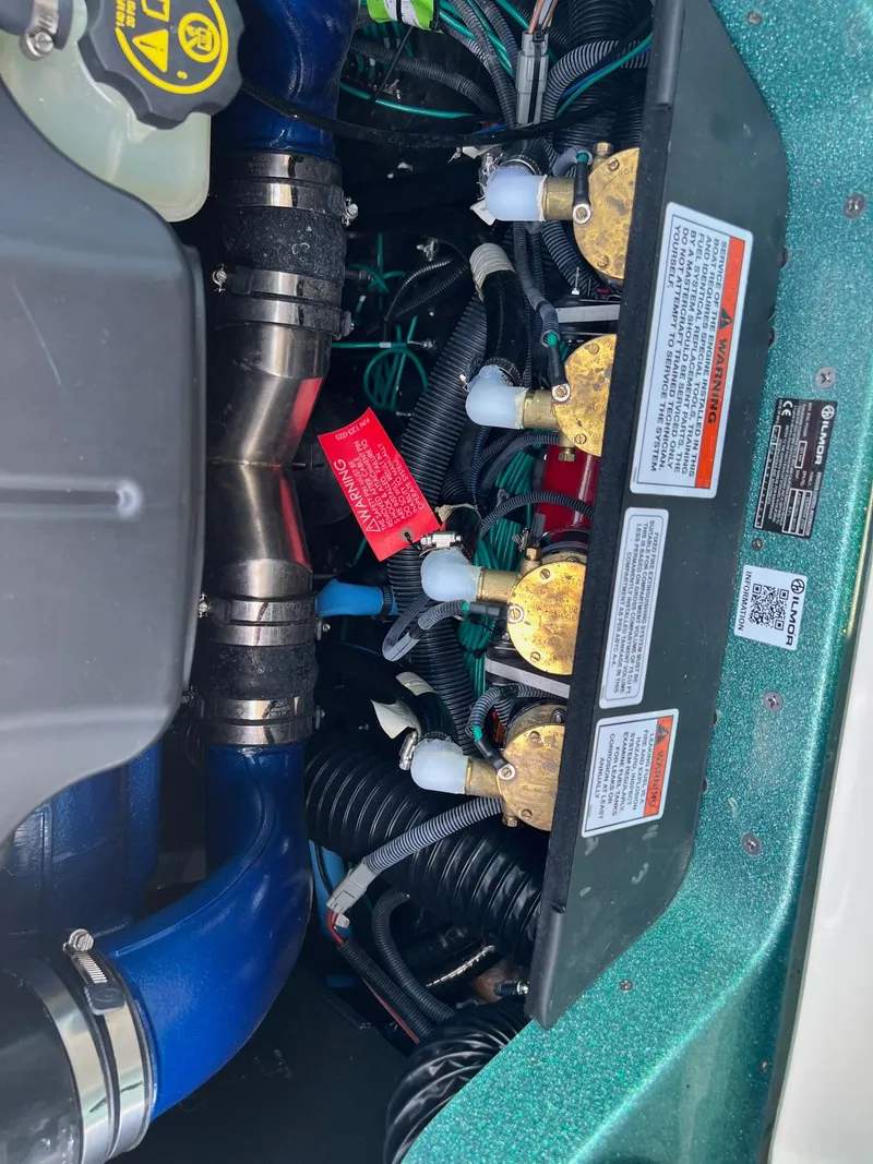 Slide: The Image of MasterCraft X24 2022 - 49