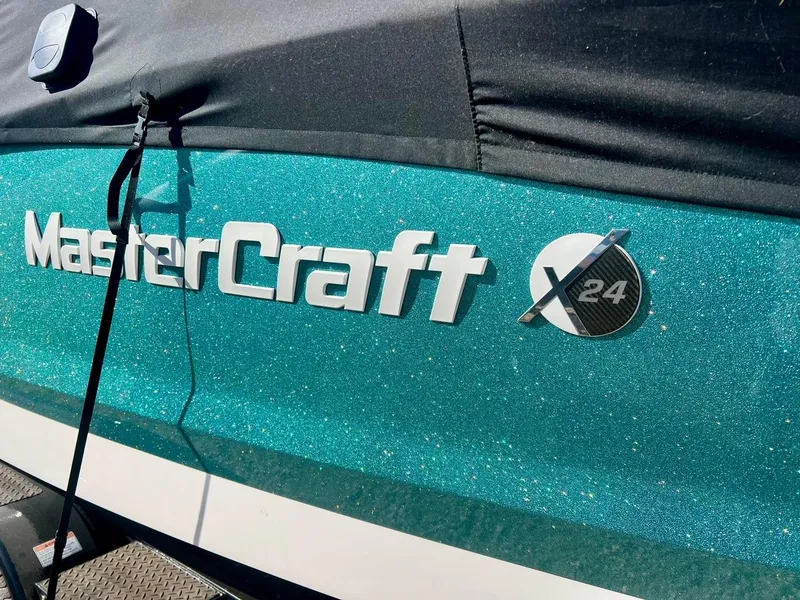 Slide: The Image of MasterCraft X24 2022 - 6